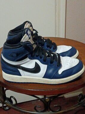 Nike Air Jordan 1 Retro High OG PS 'Midnight Navy' FD1412-401 Size 2Y Boys Kids
